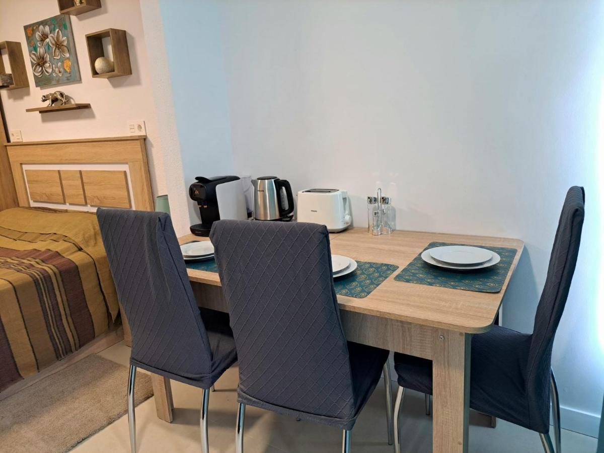 Comfortable Studio With Sea View Apartamento Benidorm Exterior foto